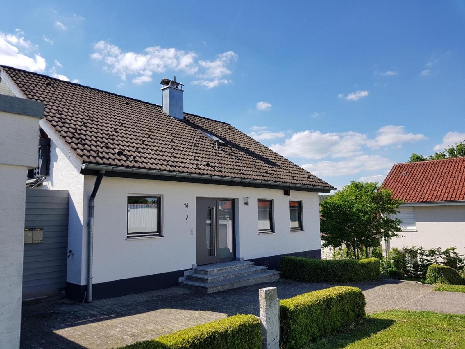 Lilie Und Dahlie Apartment Münsingen